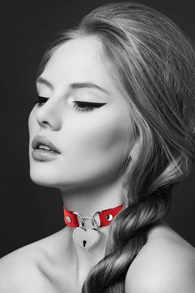 Choker with heart lock Bijoux Pour Toi - HEART LOCK Red, eco-leather